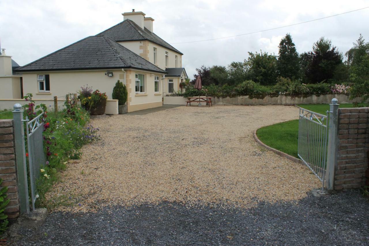 Harry'S House Apartment Ballinrobe Ngoại thất bức ảnh